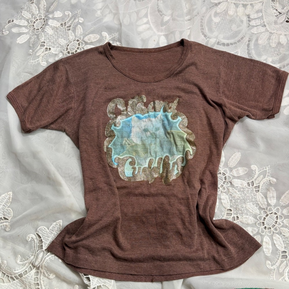 Vintage Clean & Cuddly White Cat Graphic T-Shirt Brown Short Sleeve Tee Small